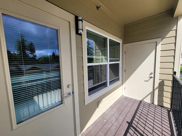 The Lavonne Apartments — Photo 9