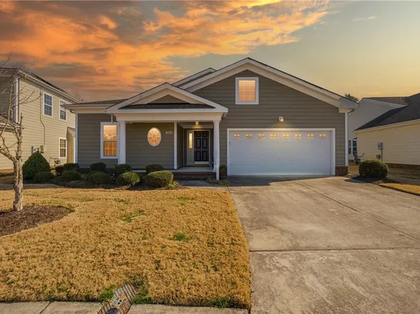5060 Kings Grant Cir, Suffolk, VA 23434