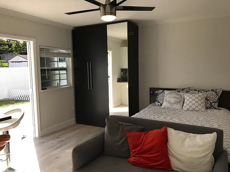 1311 NW 17th Ave #B — Photo 6
