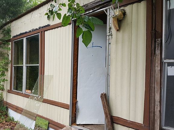3rd image of 1105 N Q St