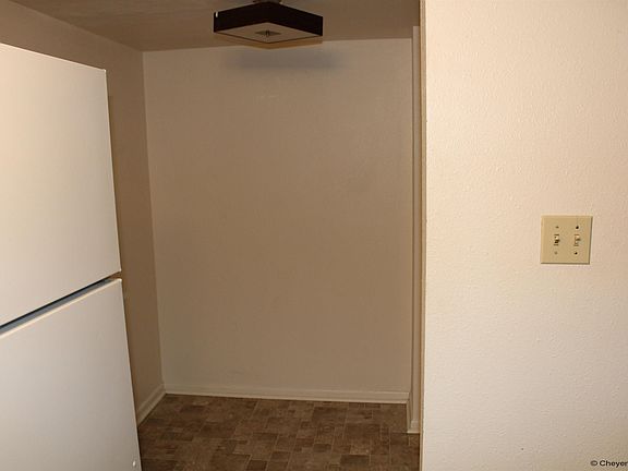 4th image of 1522 Trent Ct APT 14