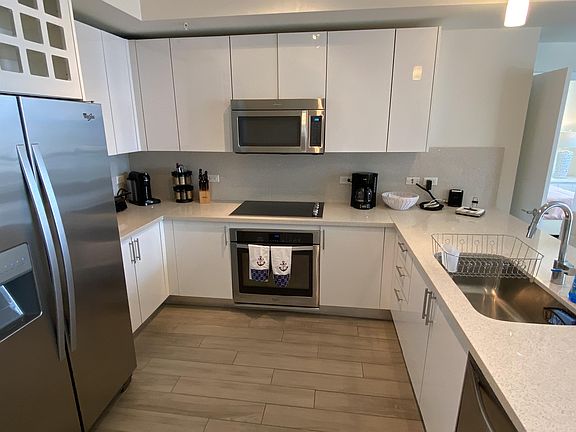 3rd image of 999 SW 1st Ave #1802-1