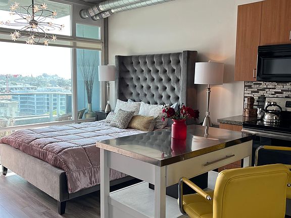 2nd image of 1080 Park Blvd Unit 1108