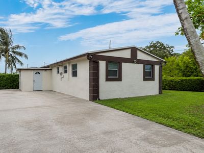 901 NW 34th Ter, Lauderhill, FL, 33311