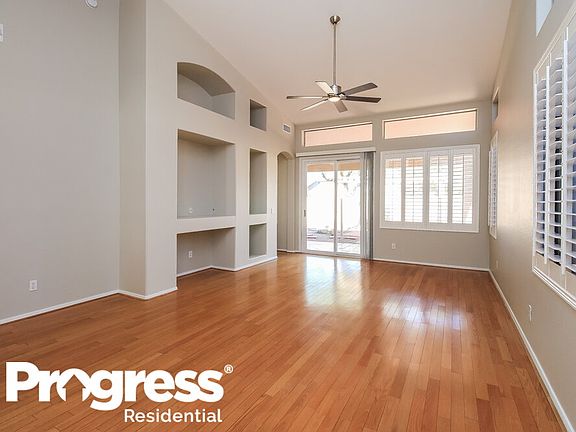 3rd image of 1398 W Enfield Way