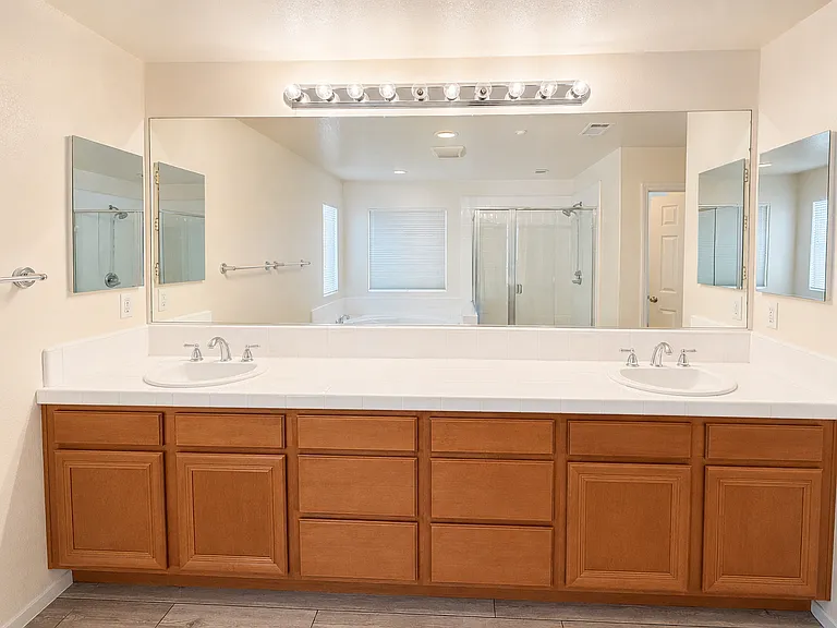 28961 Davis Ln — Photo 13