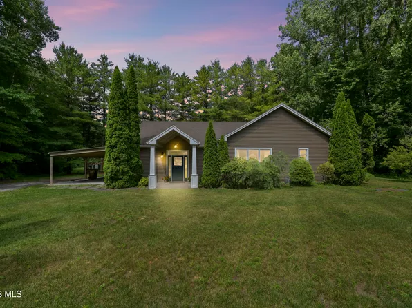 7402 Berridge Rd, Whitehouse, OH 43571