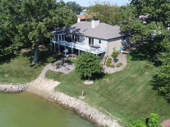 107 Comanche Trl, Loda, IL 60948