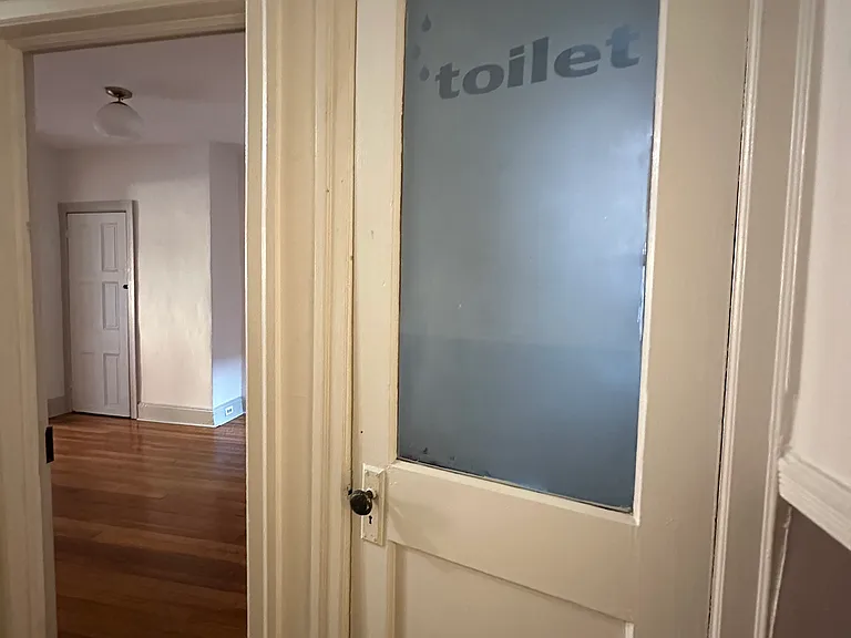 208 Fairmount Ave — Photo 16