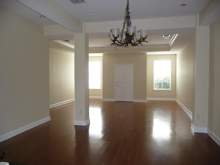 5506 Liberty Plain Cir — Photo 3