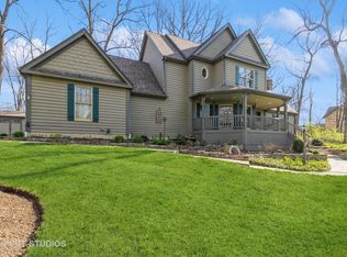 2516 Bennington Ln, McHenry, IL 60050
