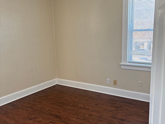 3rd image of 57 Berkeley St #2