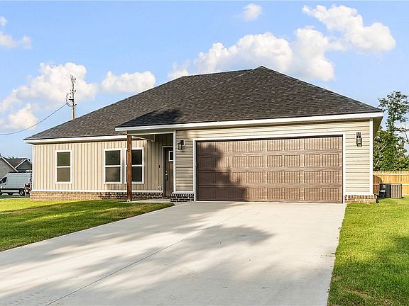 4th image of 2 Wendike Ln