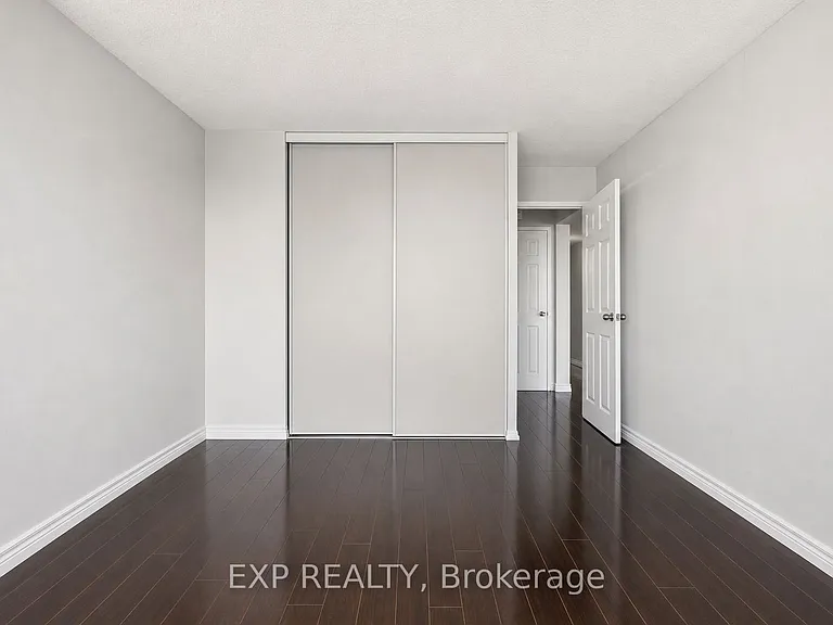 715 Don Mills Rd #Penthouse 08 — Photo 16