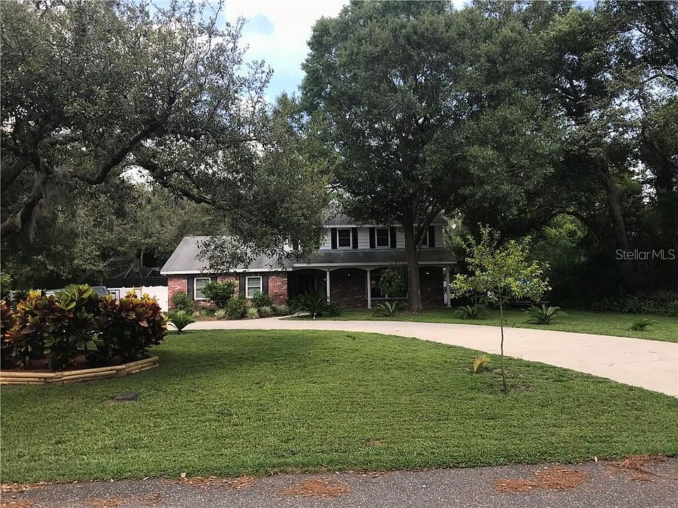 1st image of 901 Woodview Dr