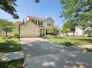 4715 Clayburn Dr E, Grove City, OH 43123