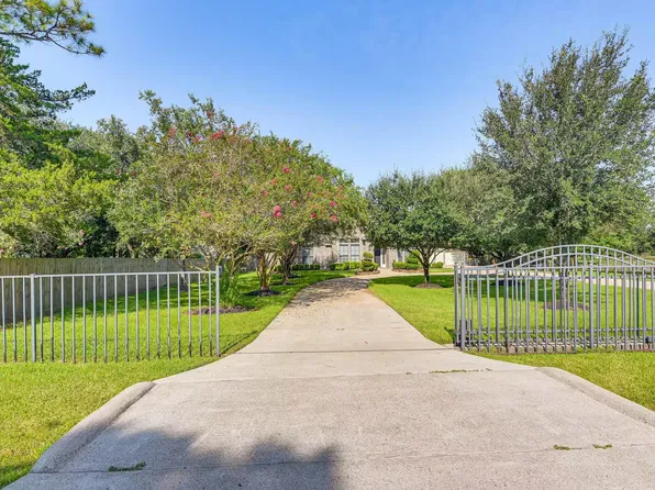 3614 Curtiss Rd, Manvel, TX 77578