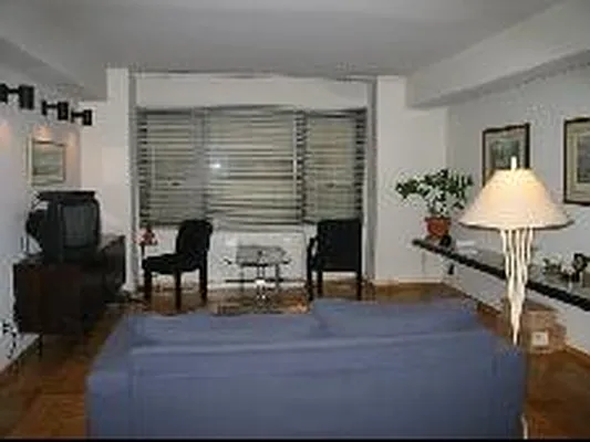 Rented by Oxford Property Group | media 17