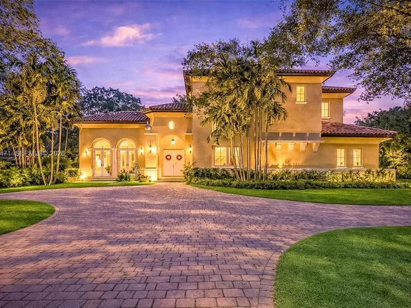 6075 SW 85th Ave, Miami, FL 33143