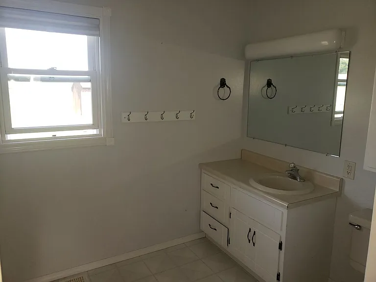 9739 Maysville Rd — Photo 13
