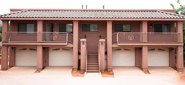 2 bed, 1200 sqft, $1,995 — Photo 1