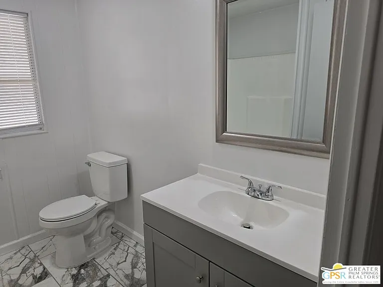 38 N Paseo Laredo — Photo 14