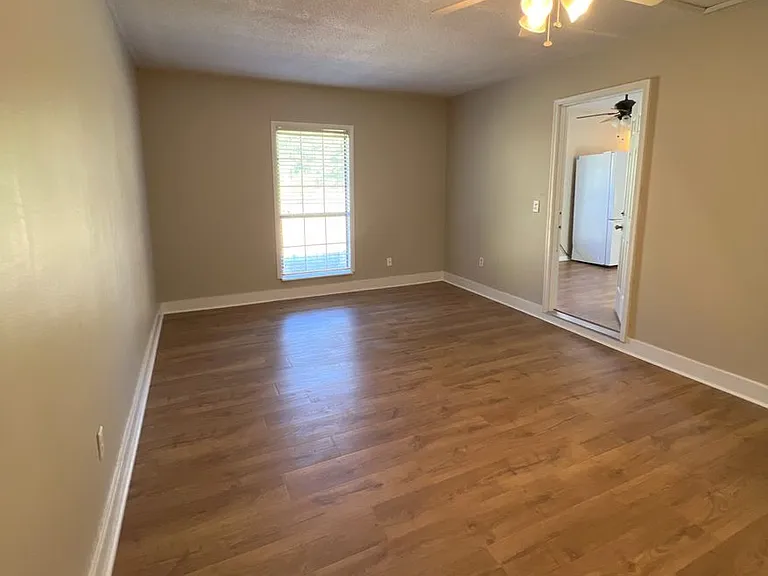 130 Richard Dr — Photo 10