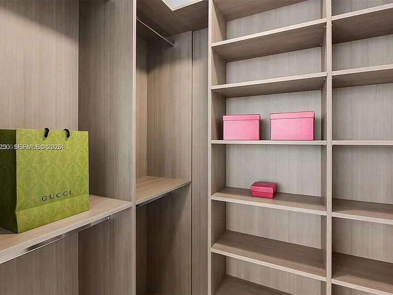 851 NE 1st Ave #Penthouse 4912 — Photo 25