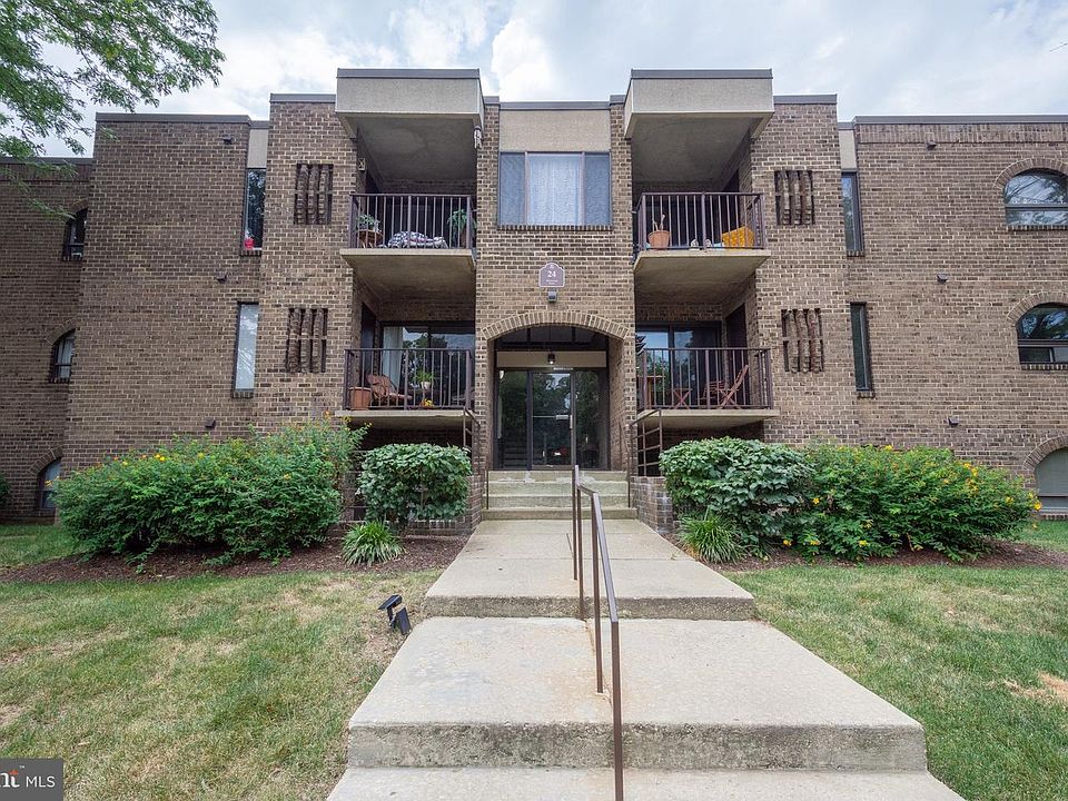 1st image of 24 Silverwood Cir APT 5