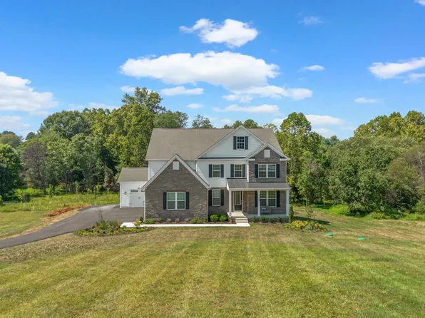 21708 Woodfield Rd, Gaithersburg, MD 20882