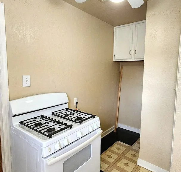 1017 N Tabor Ave — Photo 10