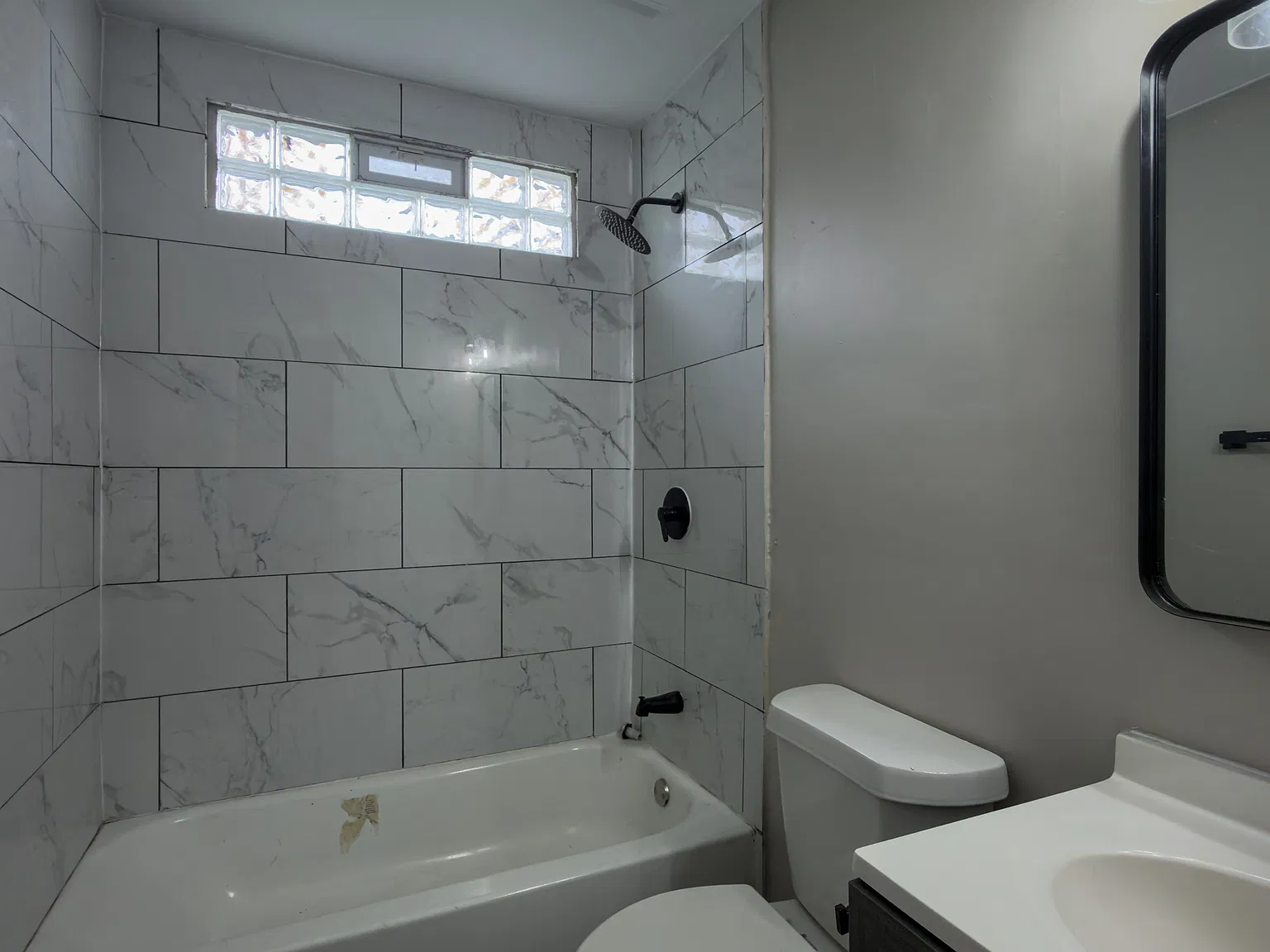 3 bed, 1034 sqft, $1,100 — Photo 4