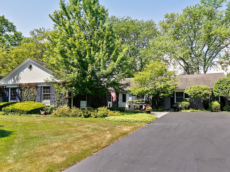 1st image of 630 Burton Dr