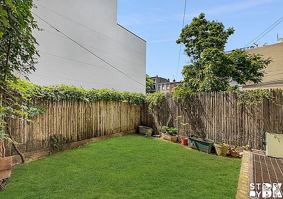 1st image of 328 Throop Ave #1