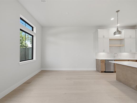 5th image of 1714 Sedola Ln