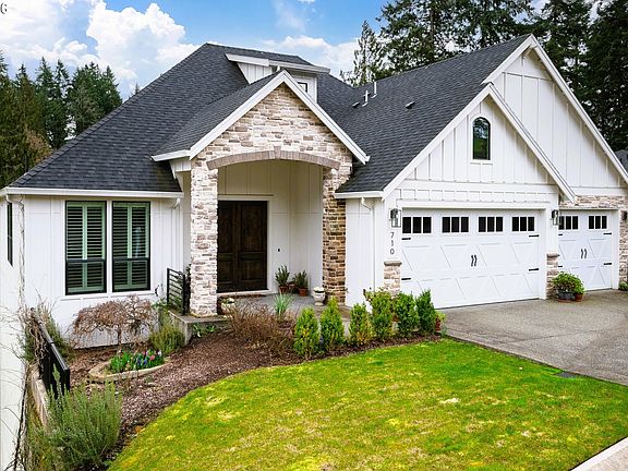 2nd image of 710 S 19th Pl