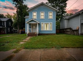 907 W Washington St, Bloomington, IL