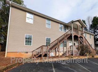 4677 Lois Dr, Sugar Hill, GA 30518