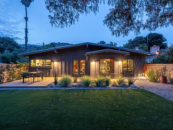 2nd image of 39 Lilac Ln