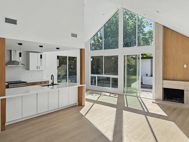 17841 Arbor Ln — Photo 4