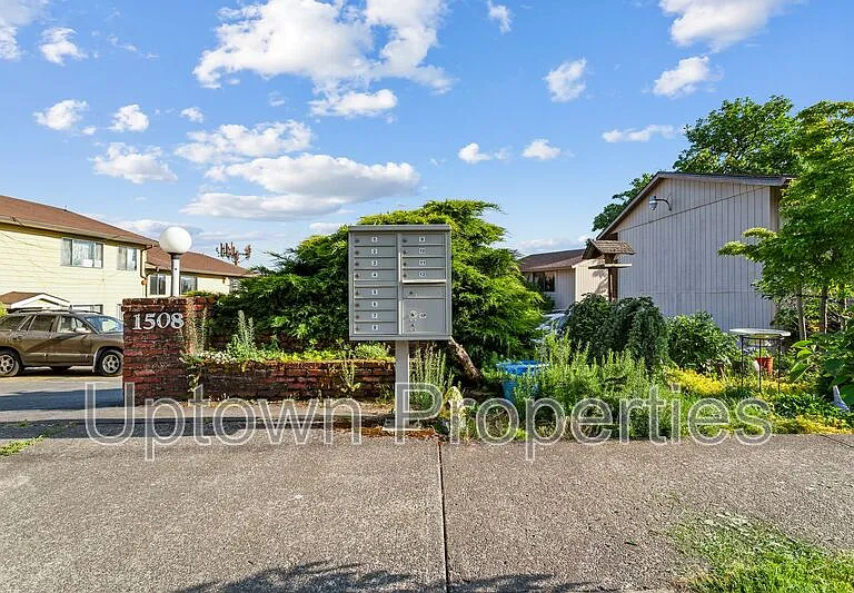 1508 SW Dewitt St #7 — Photo 6