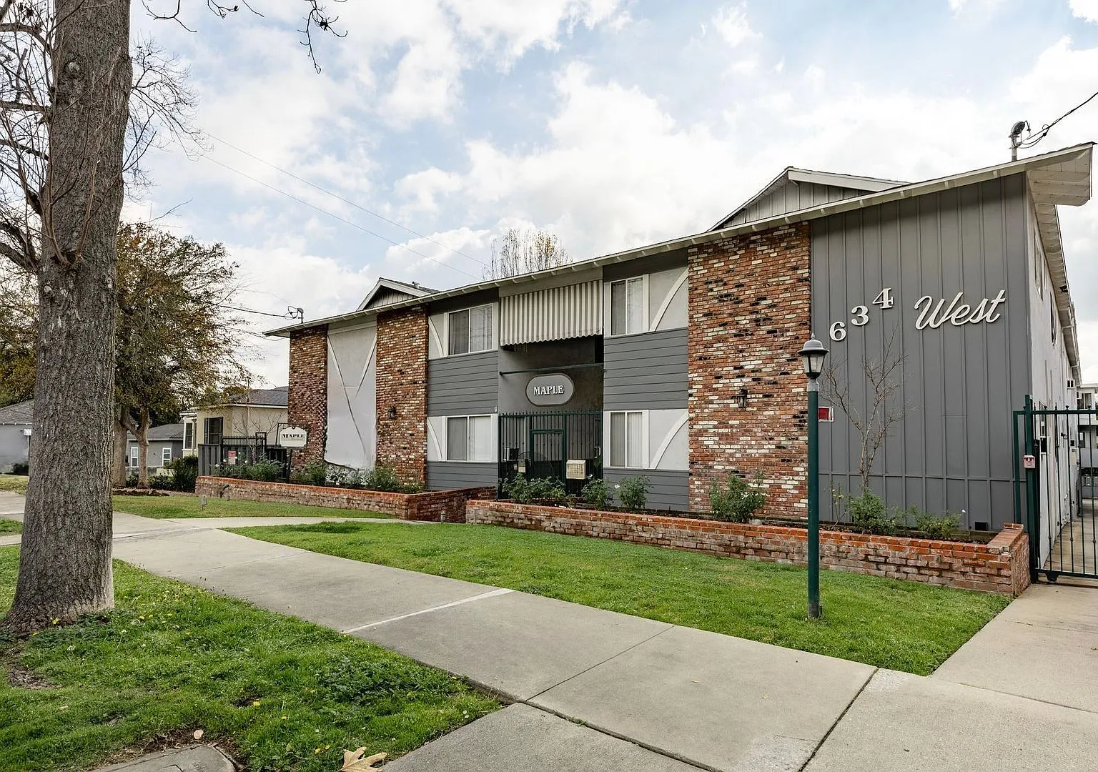(Maple Apts) Sierra Madre Blvd - 634 — Photo 1