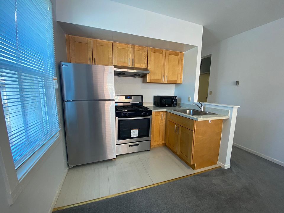1st image of 760 Stockton St #8