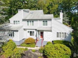 314 Sweetmans Ln, Millstone Township, NJ 08535