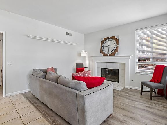 5th image of 13526 Esprit Ave