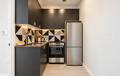 980 Kent Avenue, #5B