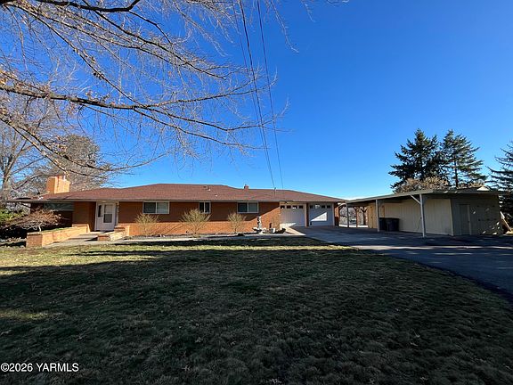 3rd image of 330 Parish Rd