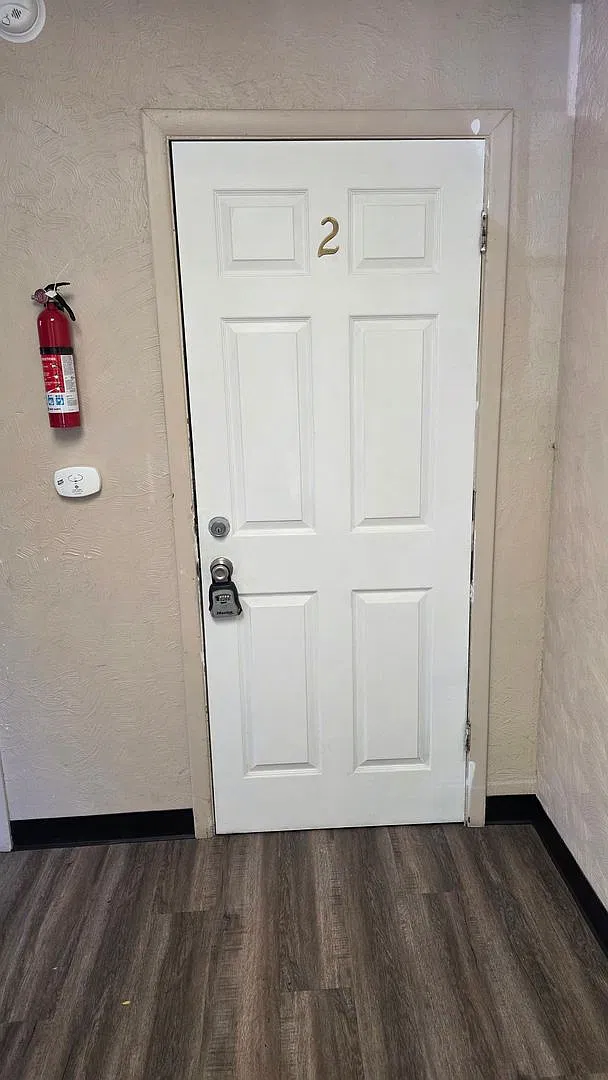 SH1630 — Photo 3