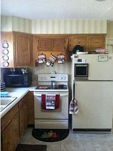 4th image of 7311 Elaine Cir