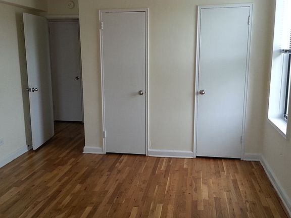 3rd image of 67135 Dartmouth St